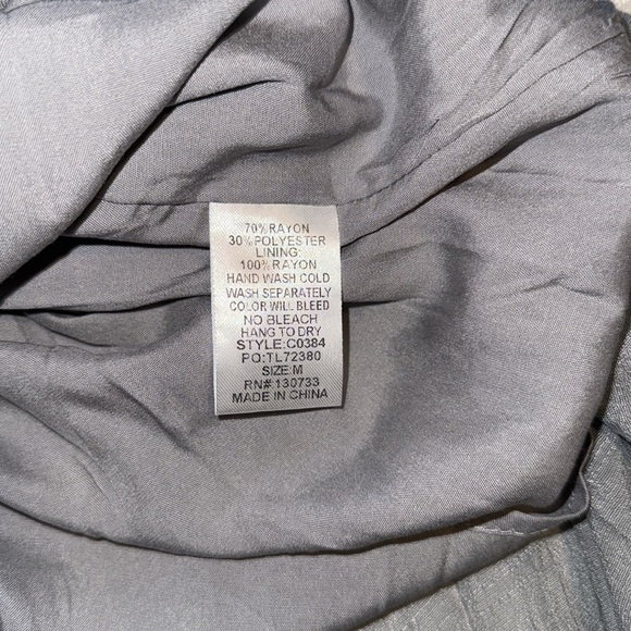 UMGEE Gray blouse with Colorful Embroidery - Picture 5 of 5